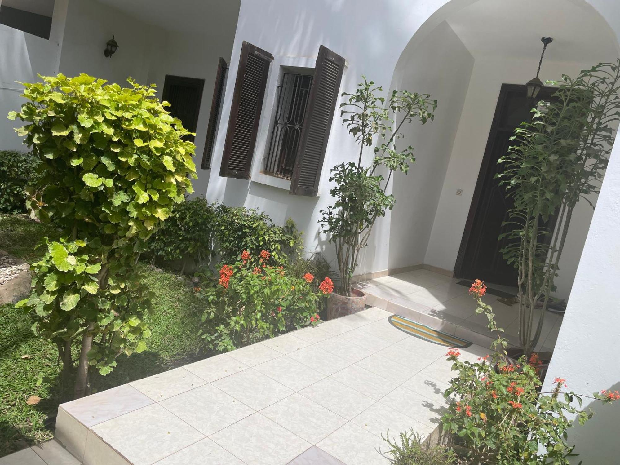 Dabista Guest house *
